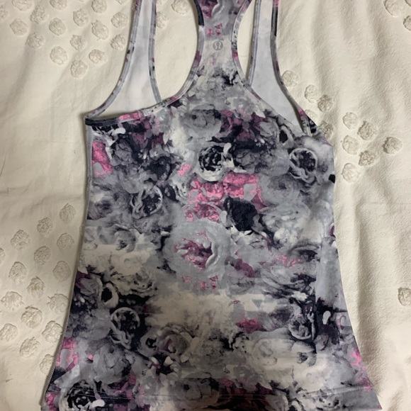 Lululemon tank top - Picture 2 of 2